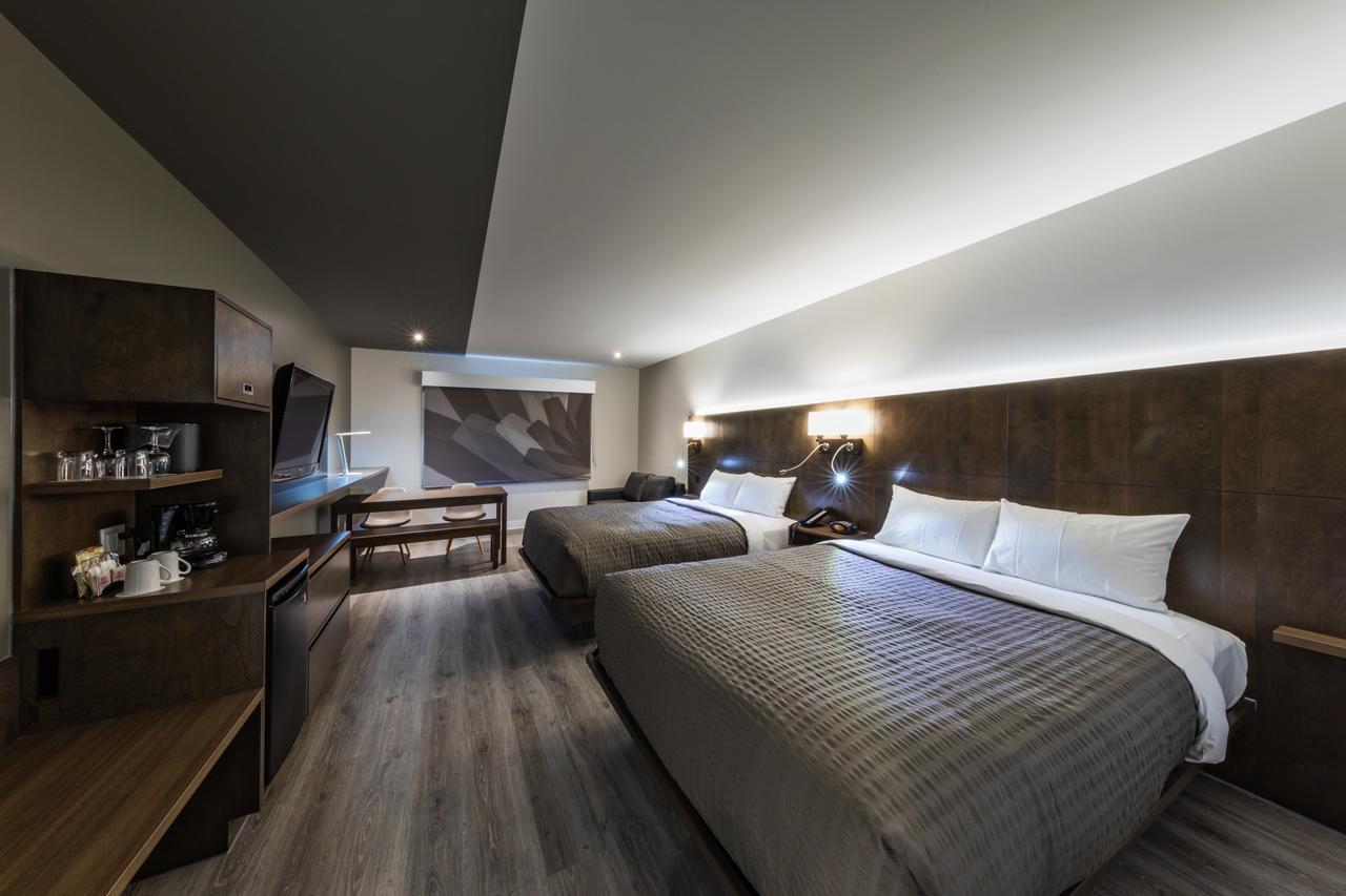 Hotel & Suites Normandin 莱维斯 外观 照片