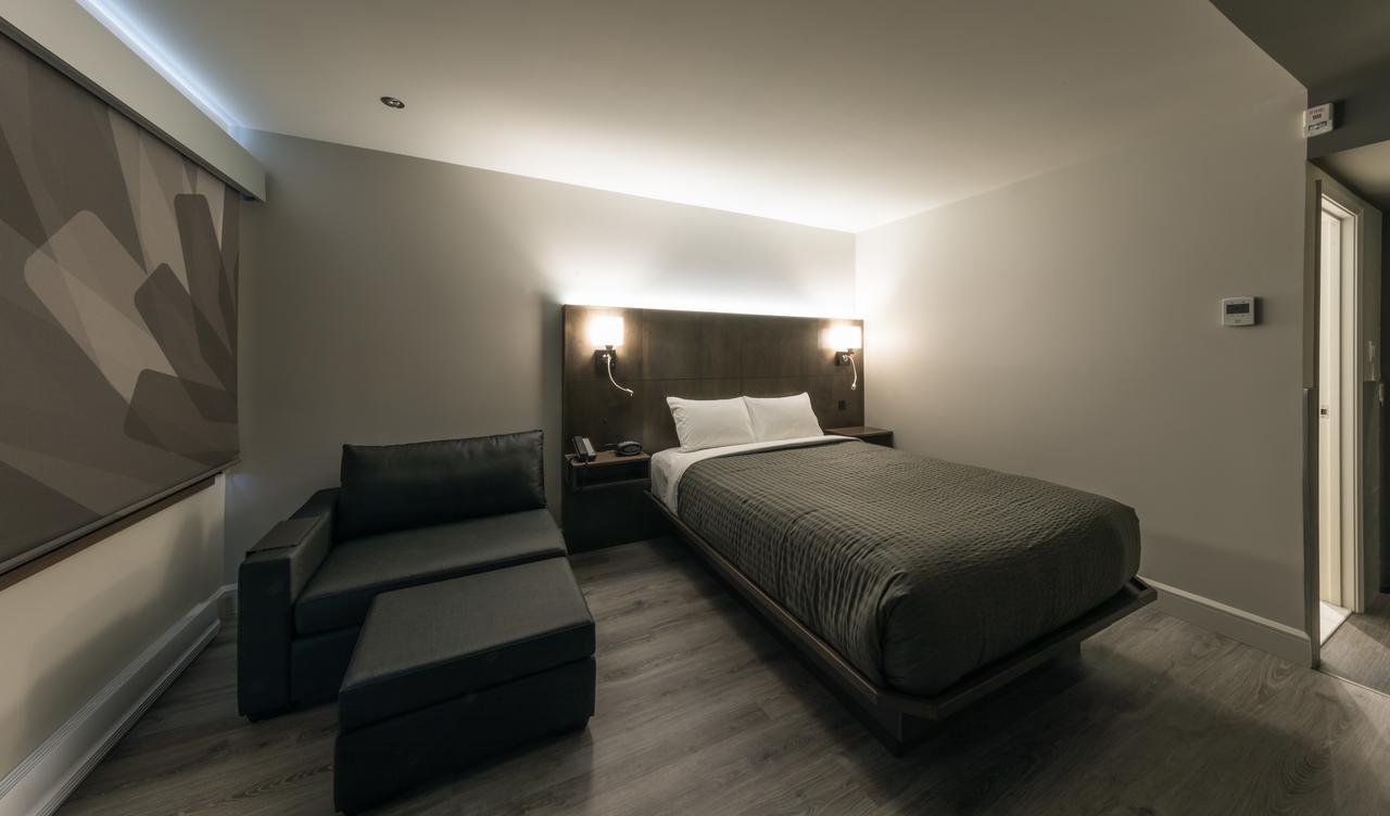 Hotel & Suites Normandin 莱维斯 外观 照片